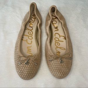 Sam Edelman Felicia Flat in Soft Beige